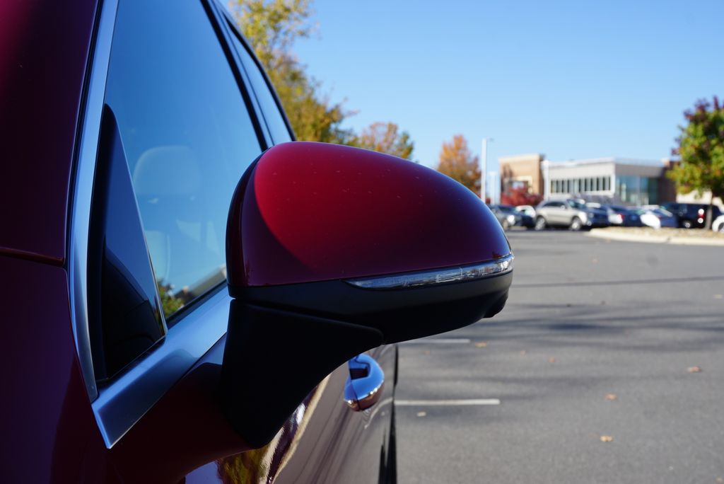 Thumbnail: 2026 Mercedes-Benz GLC - 12