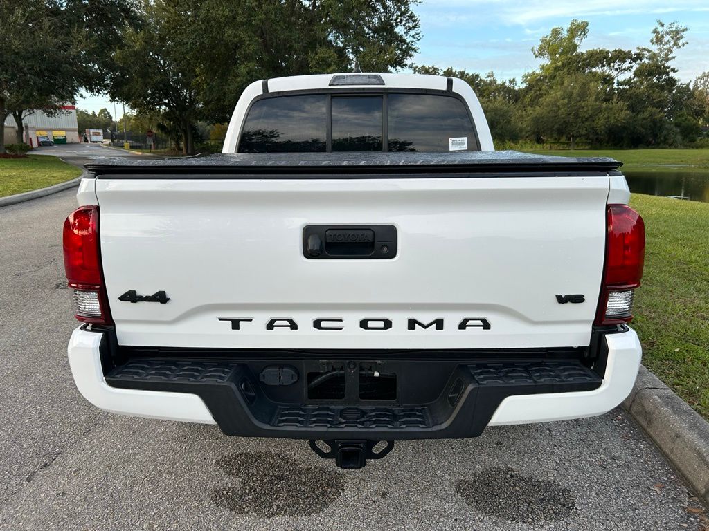 Thumbnail: 2022 Toyota Tacoma - 4