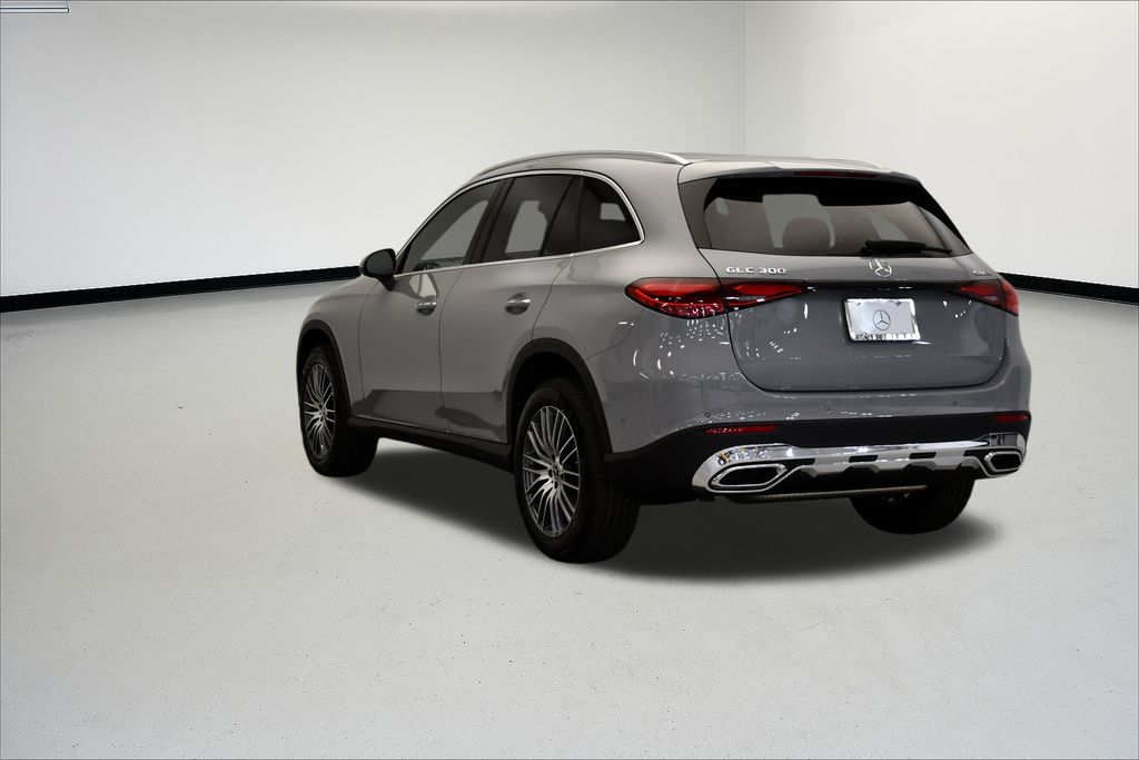 Thumbnail: 2026 Mercedes-Benz GLC - 3