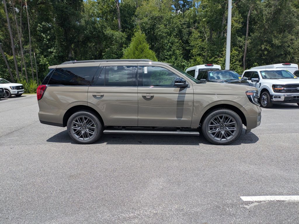 2027 Ford Expedition 