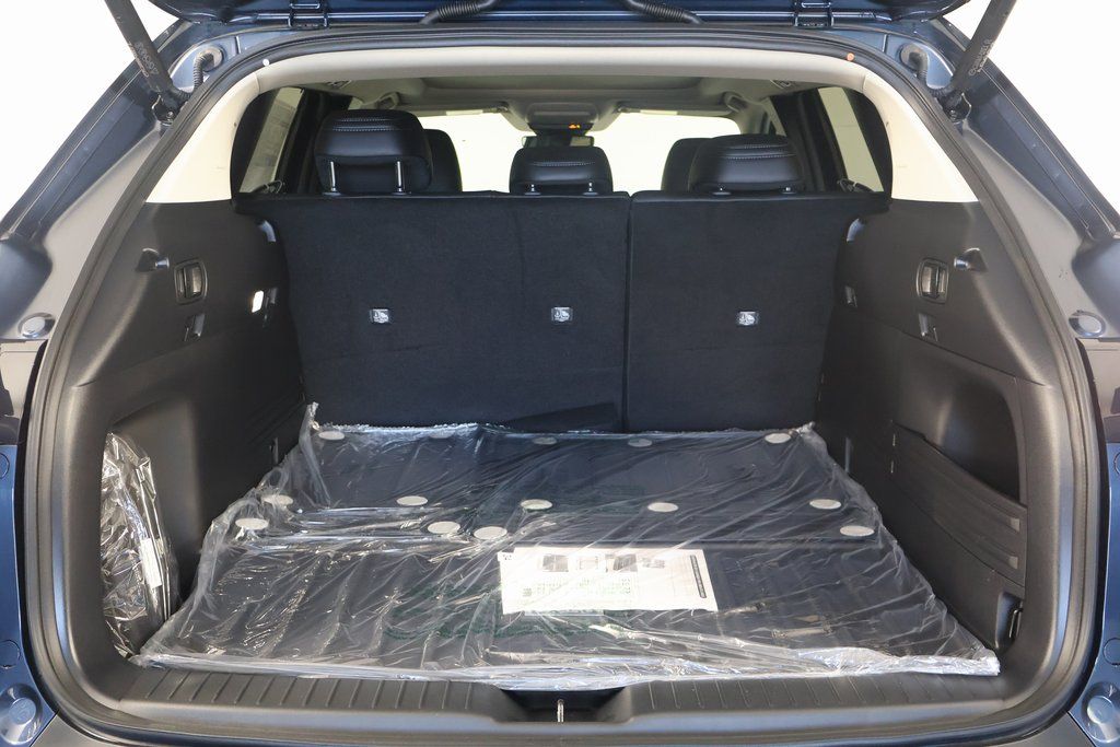 Thumbnail: 2025 Mazda CX-50 - 8