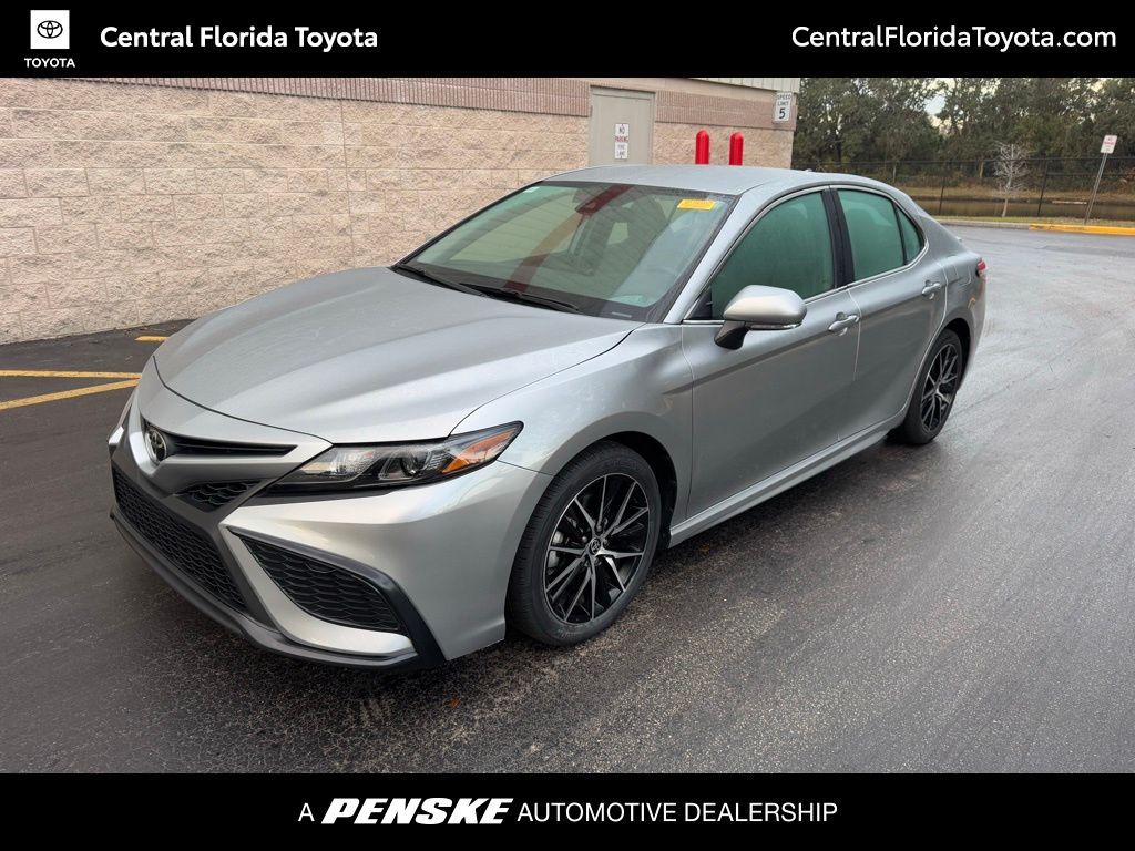 2023 Toyota Camry SE -
                Orlando, FL