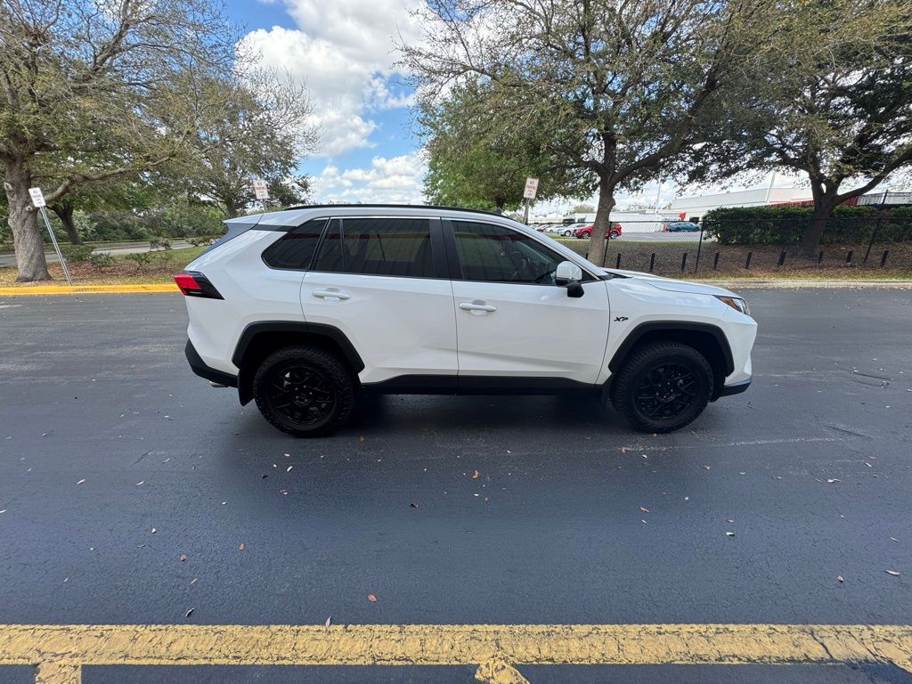 2024 Toyota RAV4 XLE 6