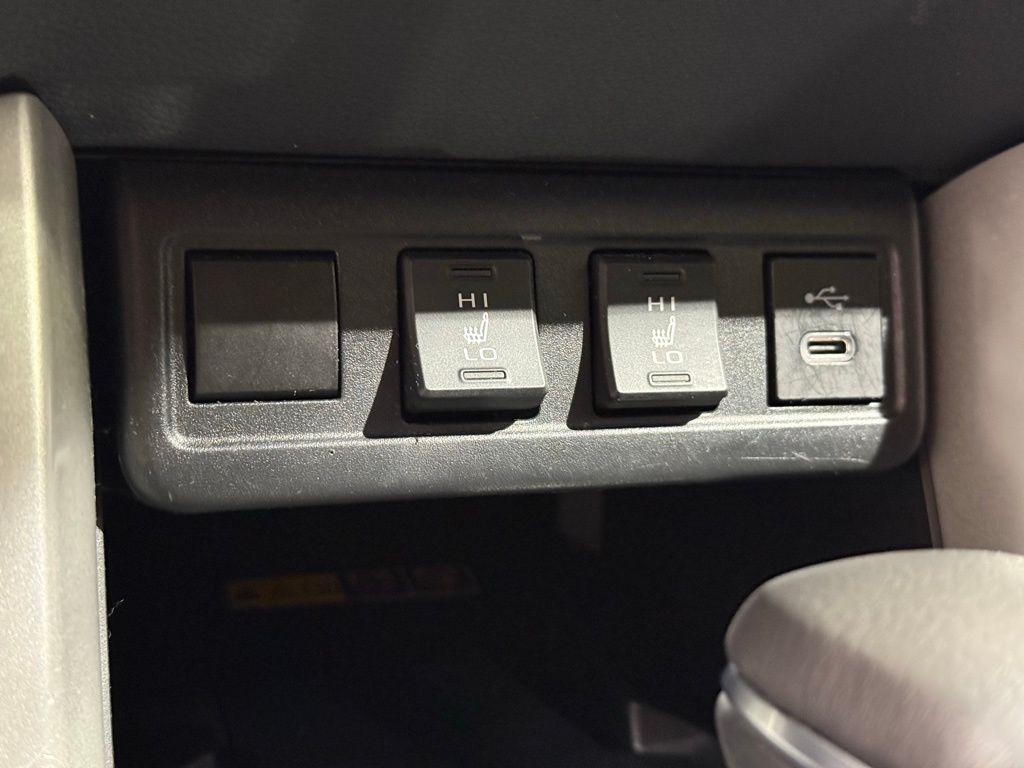 Thumbnail: 2025 Toyota Corolla Cross - 28