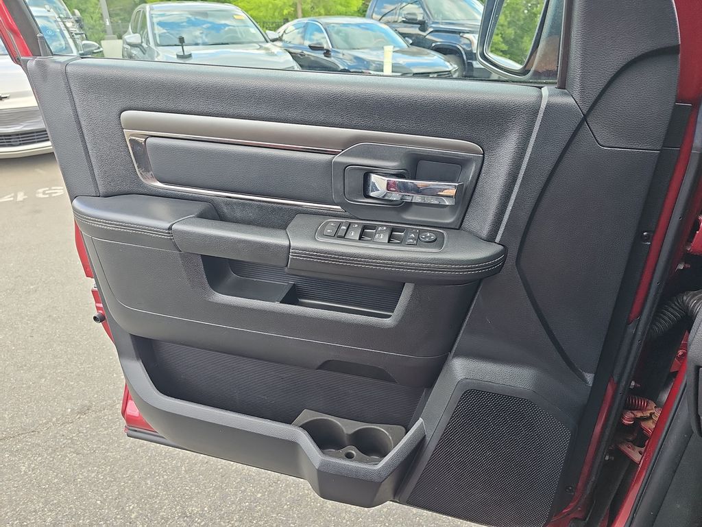Used 2015 Red Ram Sport image 27