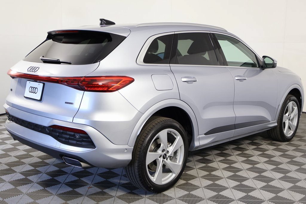 Thumbnail: 2026 Audi Q5 - 2