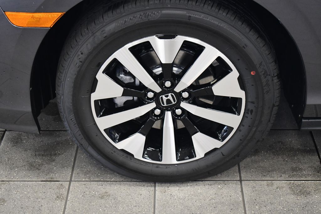 Thumbnail: 2026 Honda Odyssey - 7