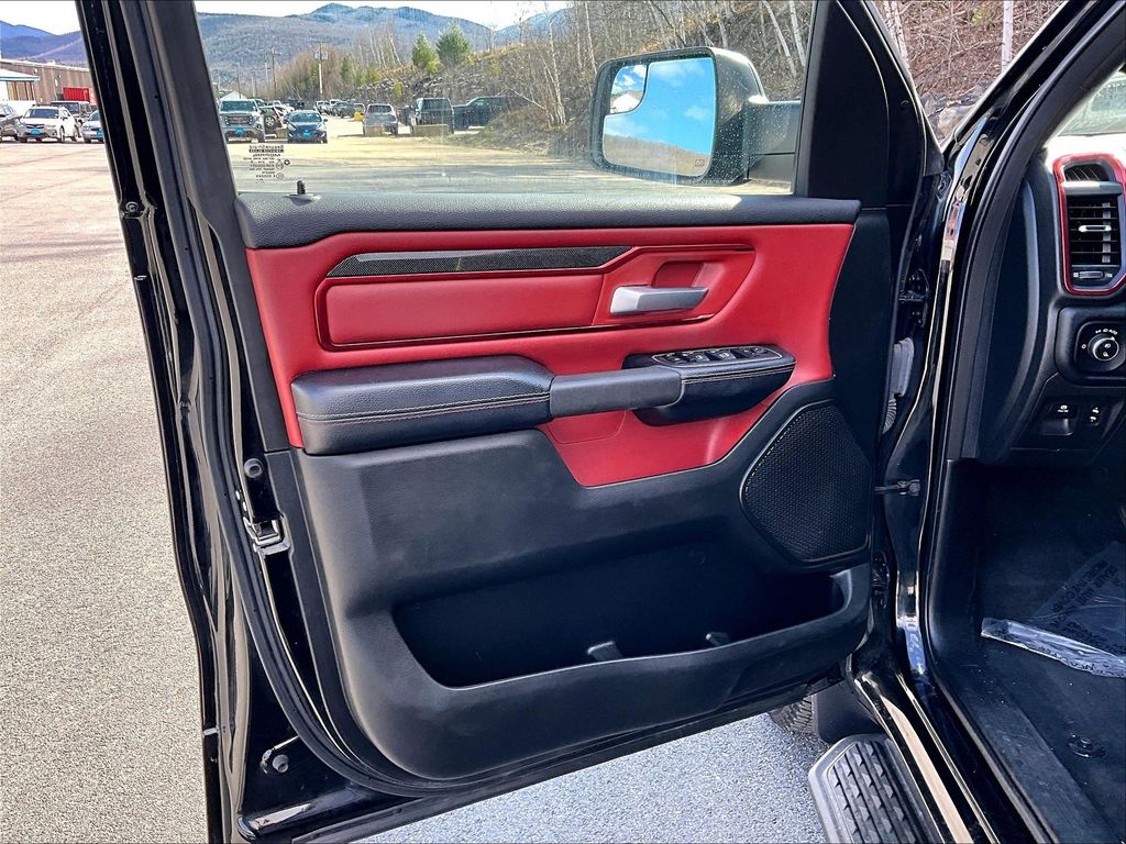2022 Ram 1500 — photo 9