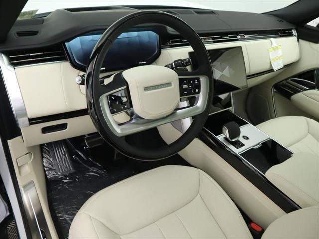 Thumbnail: 2025 Land Rover Range Rover - 9