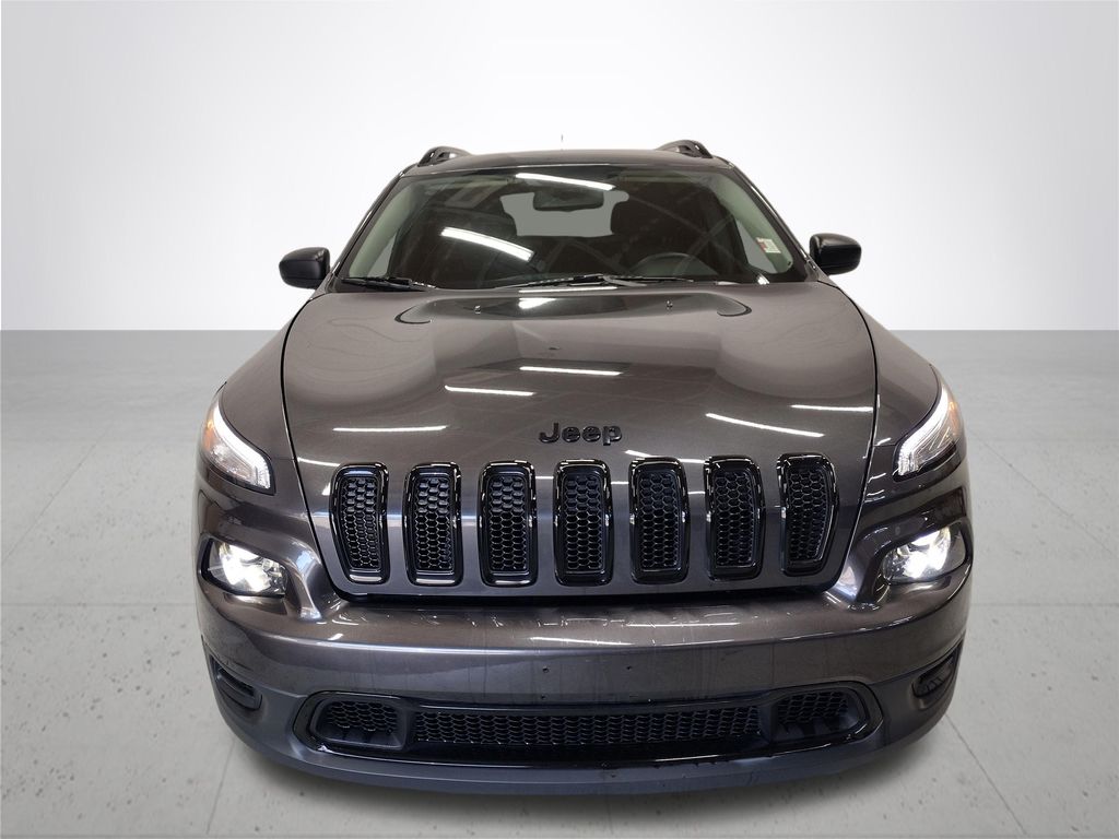 2017 Jeep Cherokee Sport