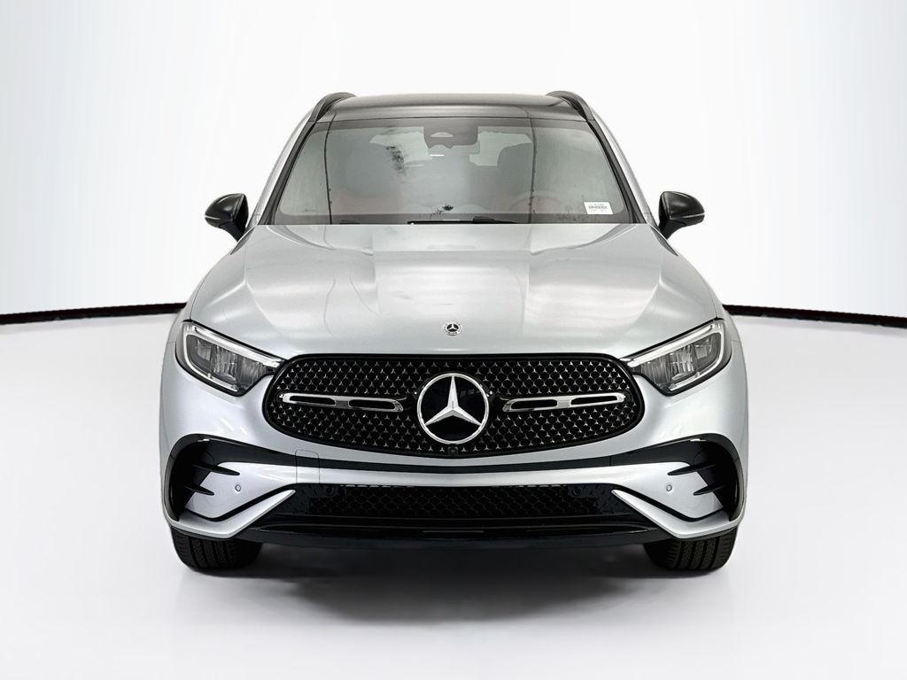 Thumbnail: 2027 Mercedes-Benz GLC - 2