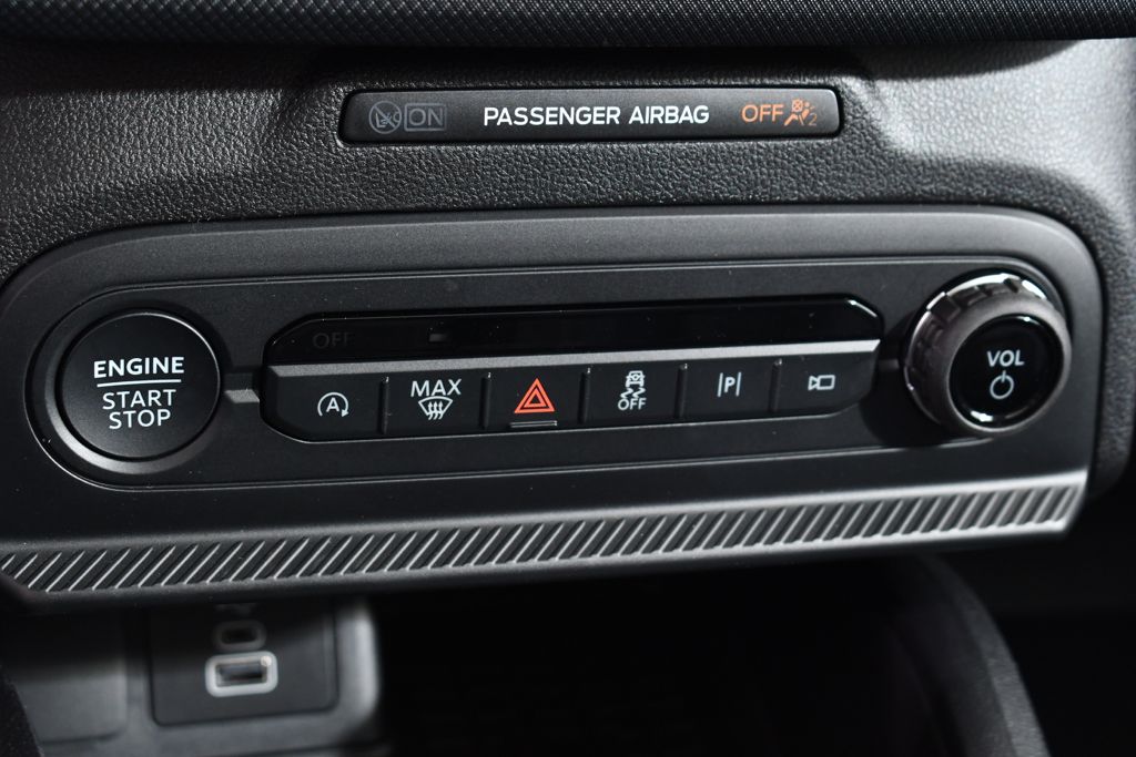 New 2025 Gray Ford Outer Banks image 29