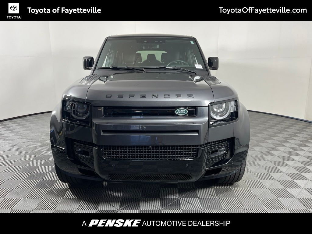 Thumbnail: 2025 Land Rover Defender - 17