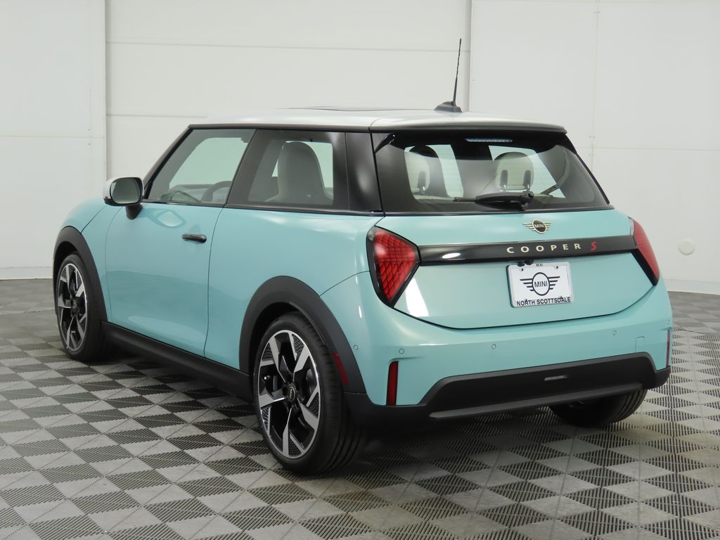 2025 MINI Cooper S 7