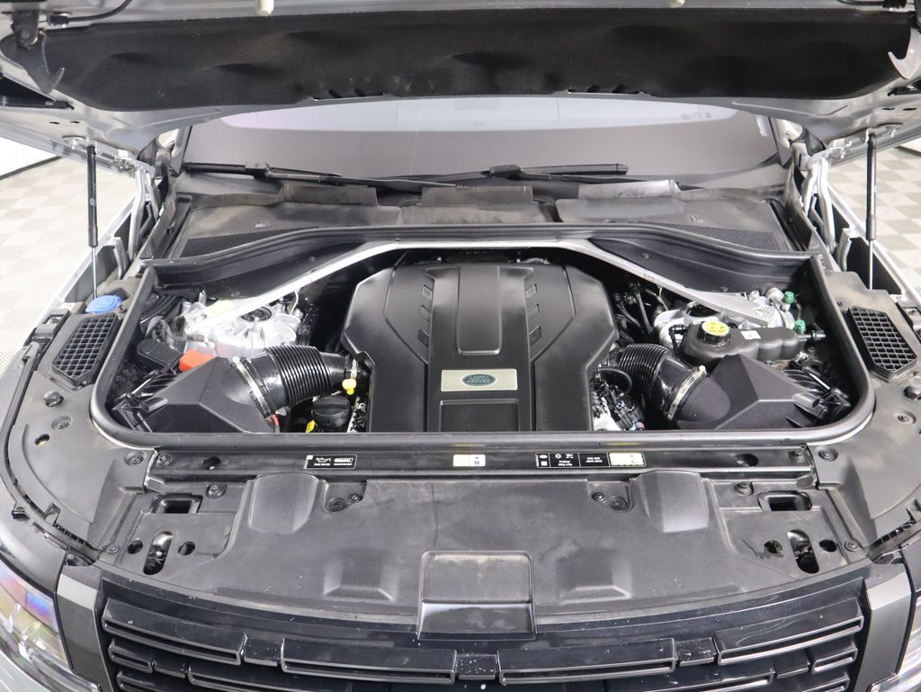 Thumbnail: 2023 Land Rover Range Rover - 30