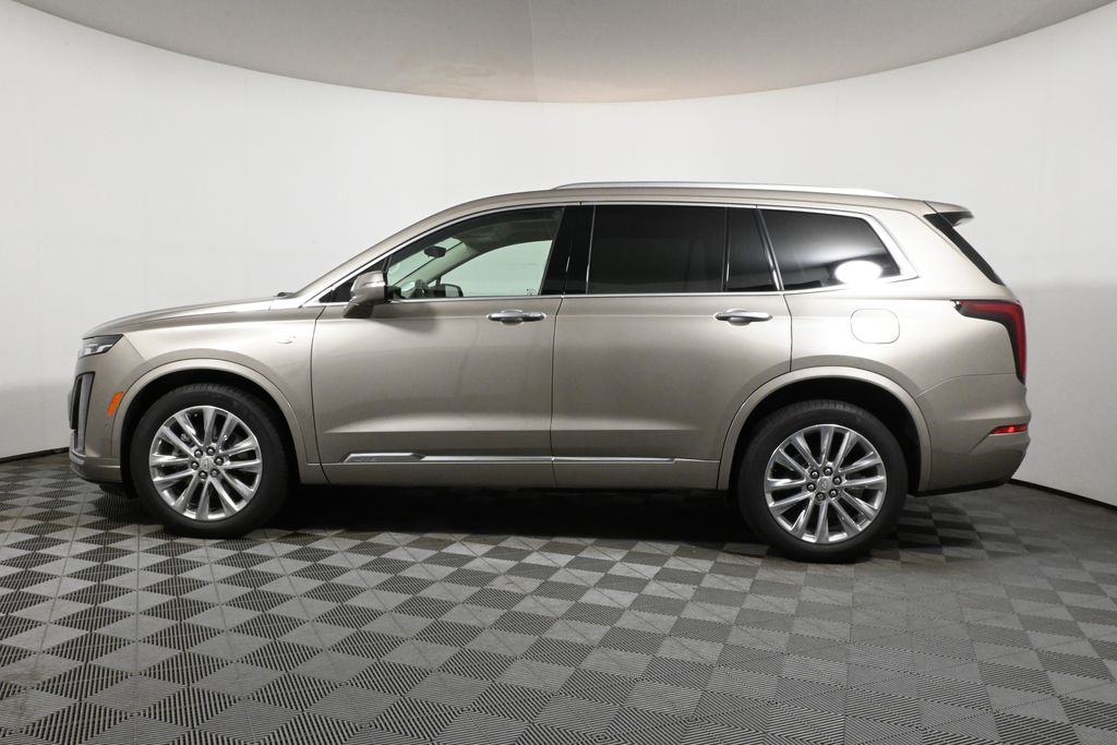Thumbnail: 2022 Cadillac XT6 - 2