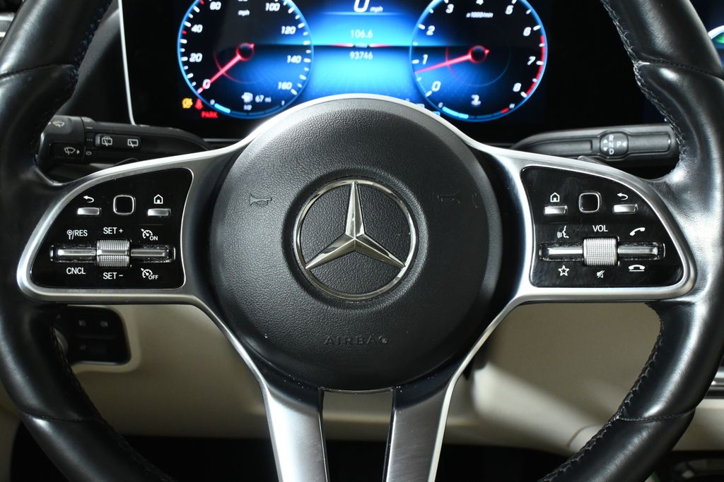 Thumbnail: 2021 Mercedes-Benz GLA - 19