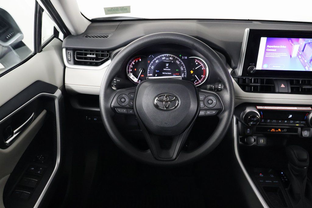 Thumbnail: 2025 Toyota RAV4 - 3
