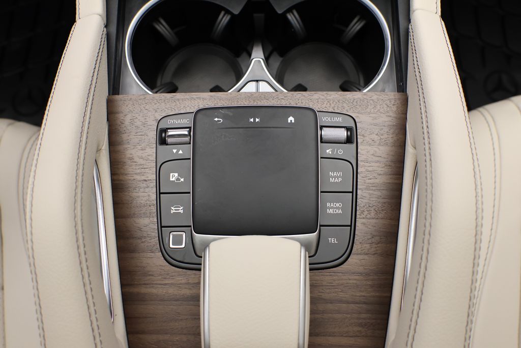 Thumbnail: 2026 Mercedes-Benz GLE - 29