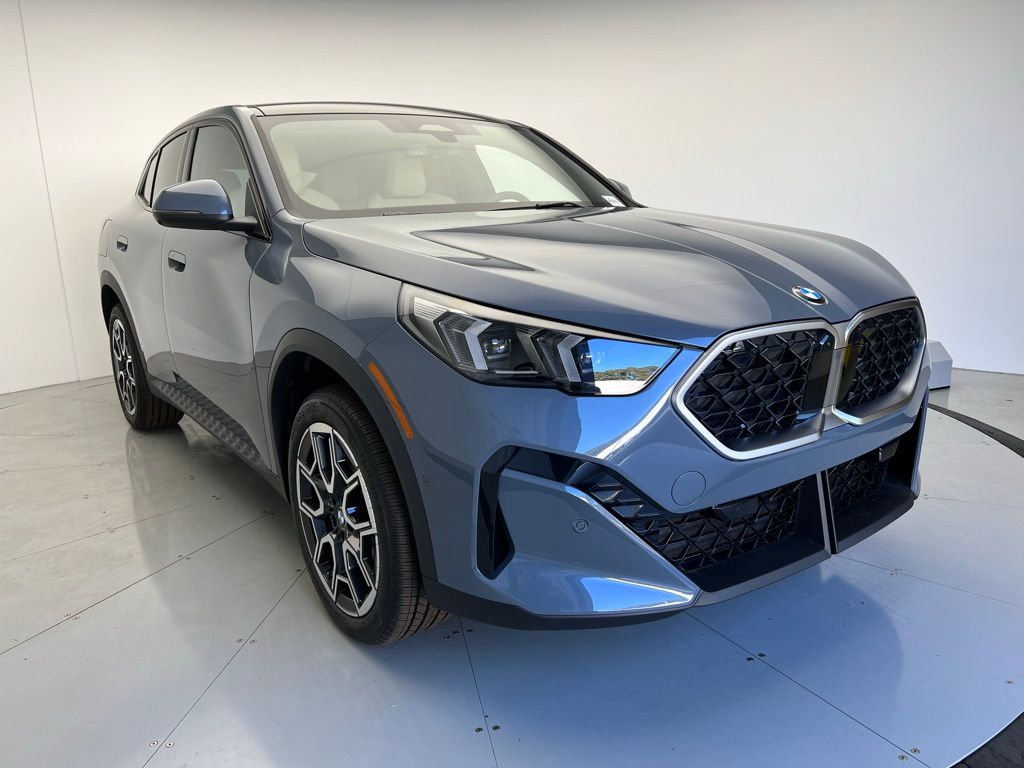 2025 BMW X2 xDrive28i 2