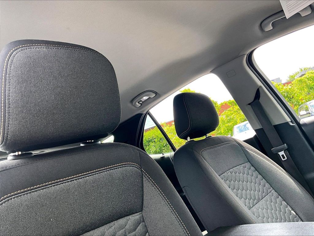 2018 Chevrolet Equinox — photo 22