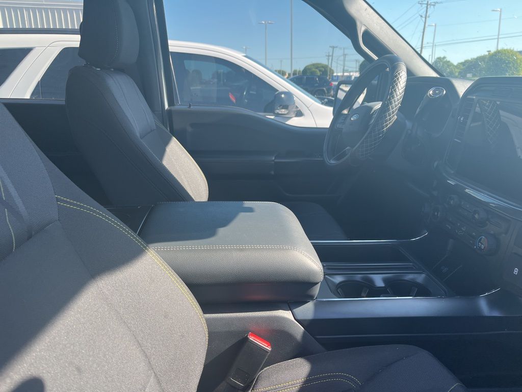 2024 Ford F-150 STX 4