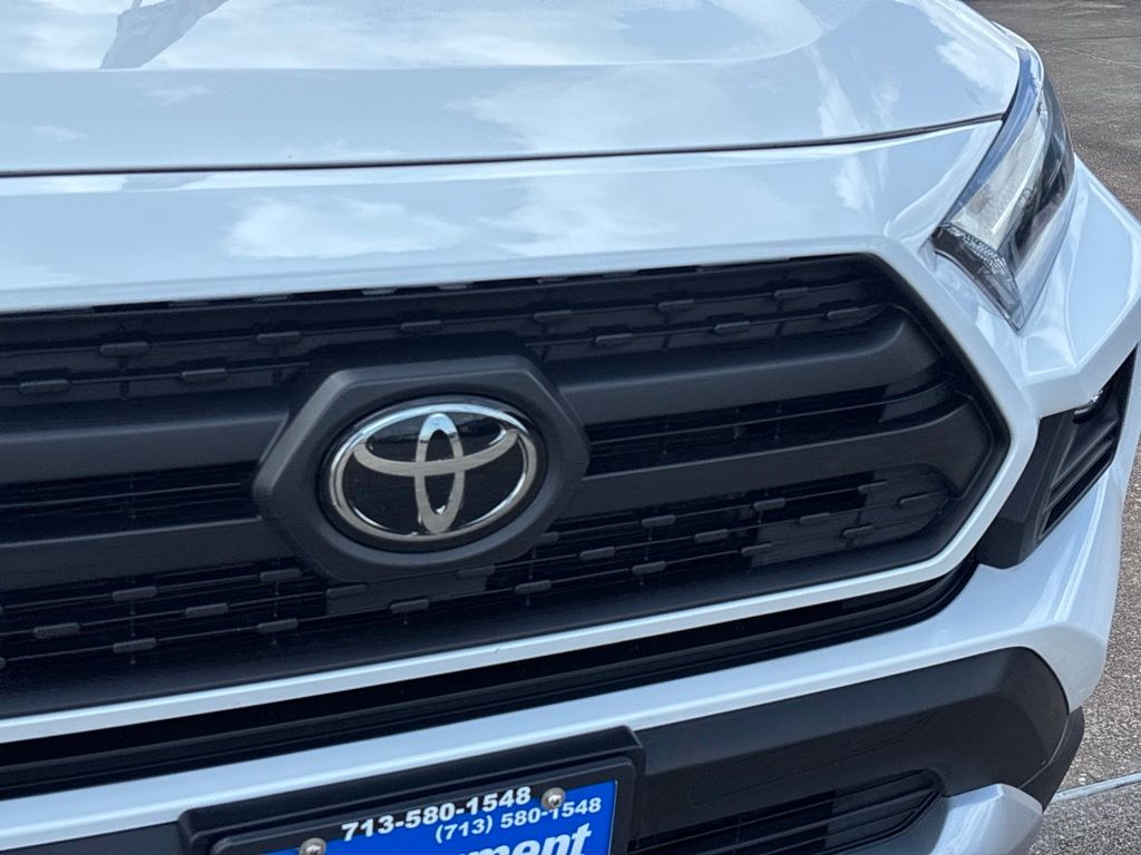 2024 Toyota RAV4 Adventure - 3