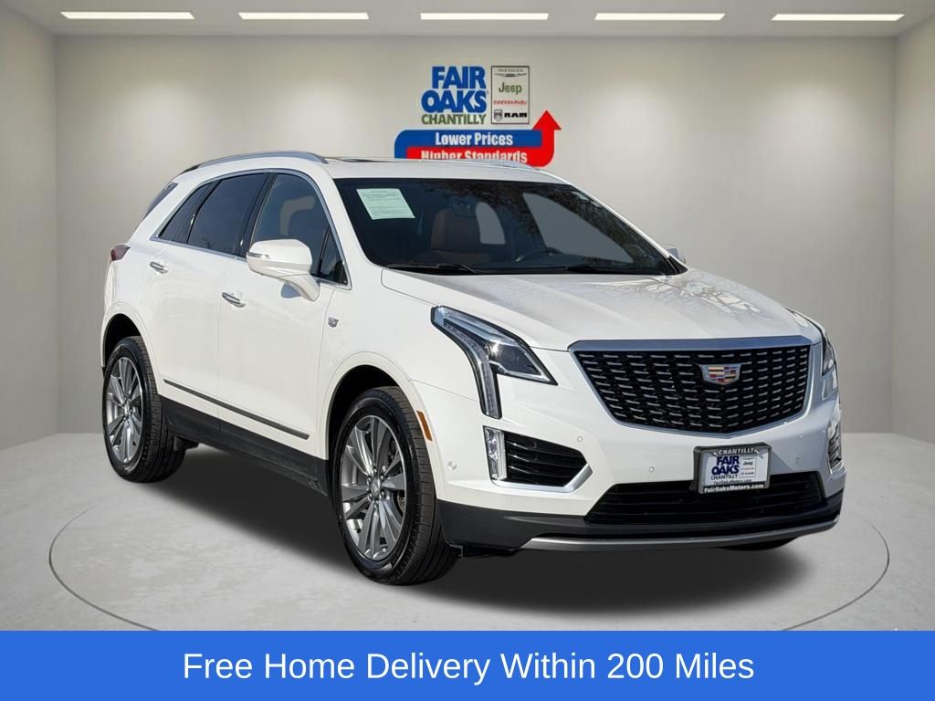 Crystal White Tricoat 2024 Cadillac XT5 Premium Luxury AWD SUV / Crossover Four-Wheel Drive 9-Speed Automatic