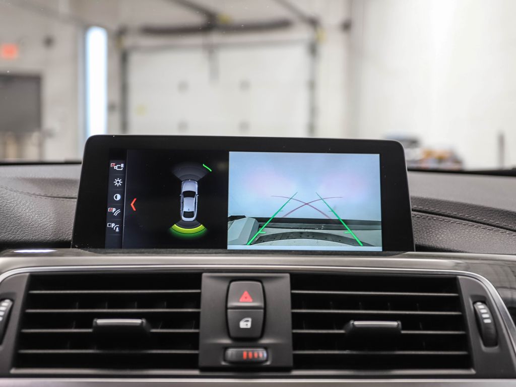 Thumbnail: 2018 BMW 4 Series - 18