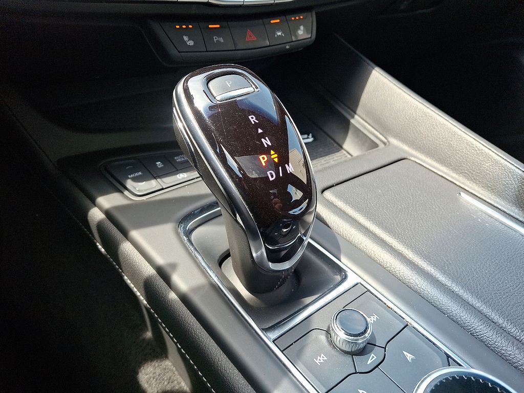 Thumbnail: 2022 Cadillac CT5 - 16