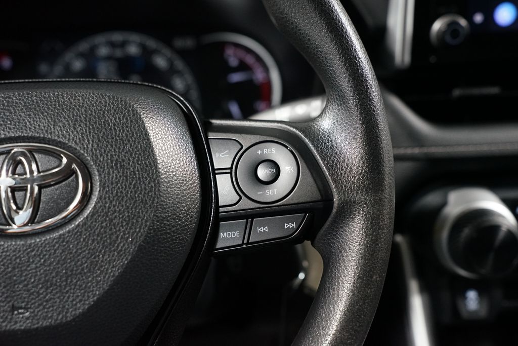 Thumbnail: 2023 Toyota RAV4 - 13