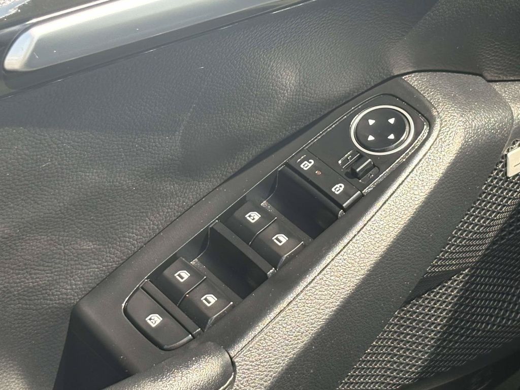 Used 2024 Blue Kia SX image 16