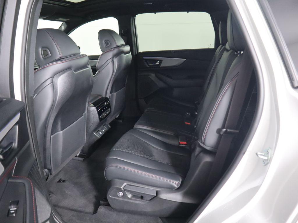 Thumbnail: 2022 Acura MDX - 22