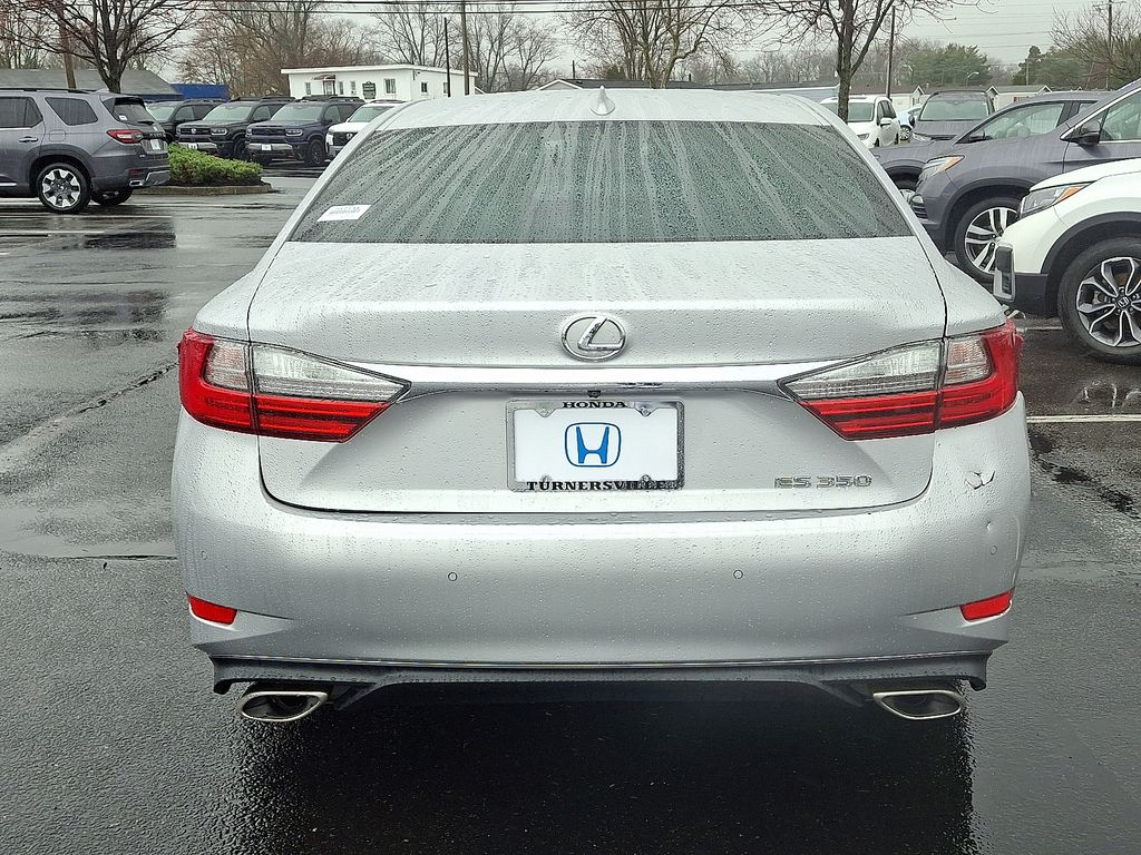 Thumbnail: 2018 Lexus ES - 5