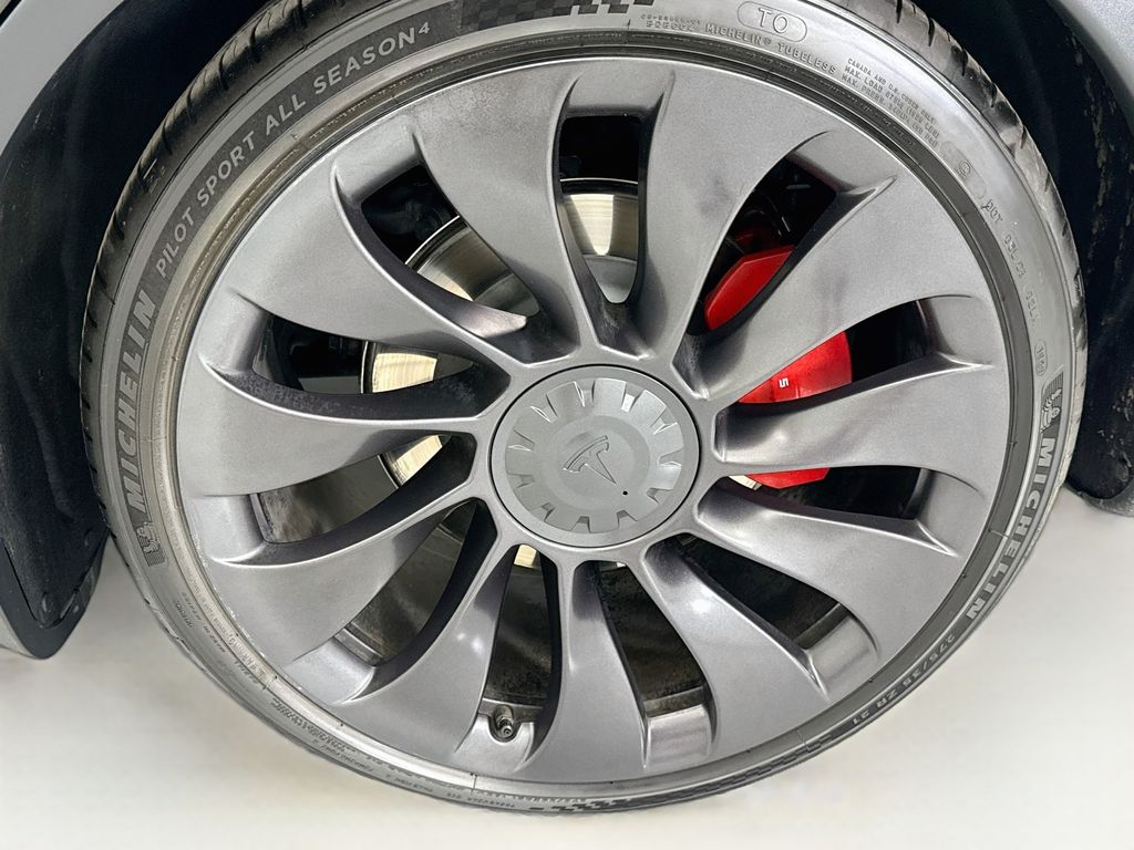 Thumbnail: 2023 Tesla Model Y - 30