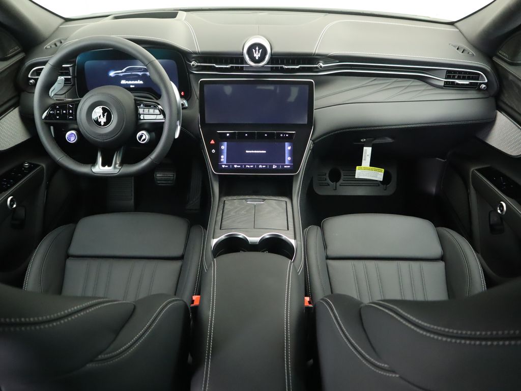 Thumbnail: 2025 Maserati Grecale - 13