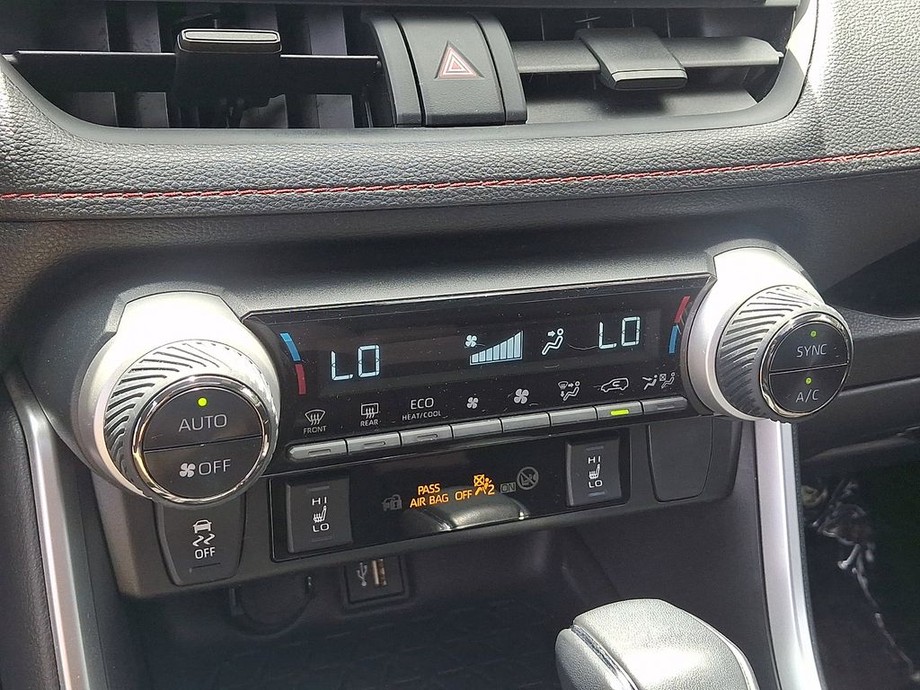 Thumbnail: 2023 Toyota RAV4 - 16