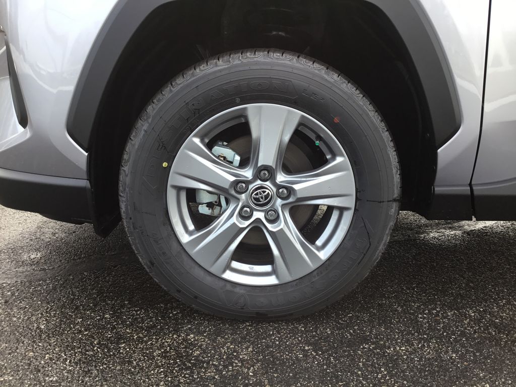 Thumbnail: 2025 Toyota RAV4 - 9