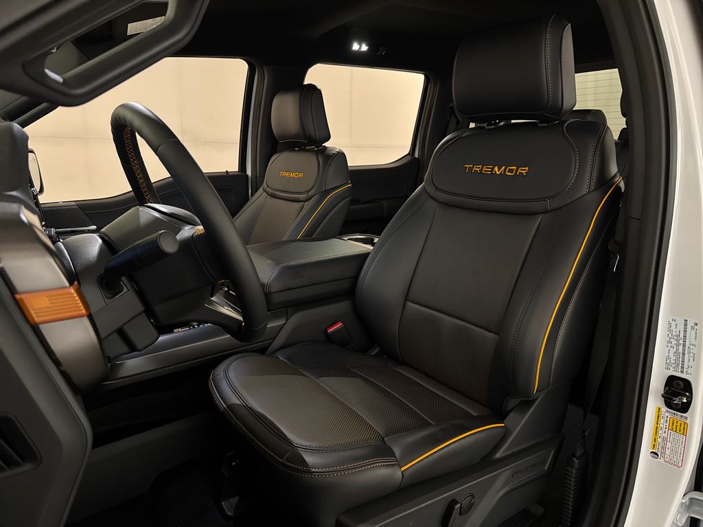 New 2026 White Ford Tremor image 26