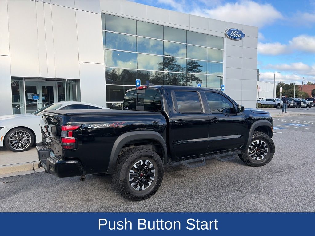 2024 Nissan Frontier Crew Cab PRO-4X 4x4