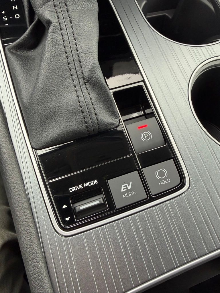 used 2025 Toyota Sienna car, priced at $41,903