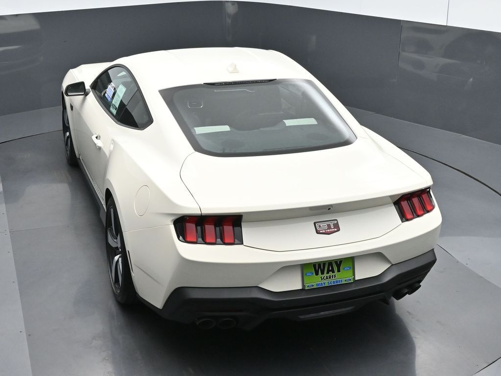 2025 Ford Mustang GT Premium Fastback