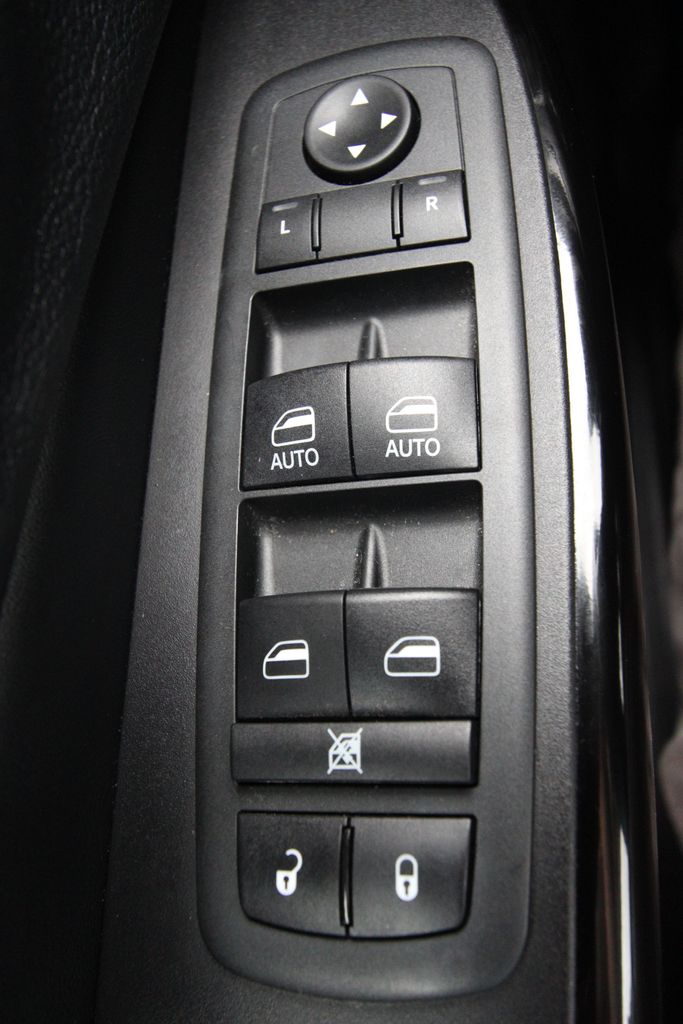 Used 2020 Jeep Cherokee SUV