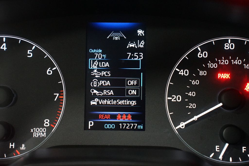 Thumbnail: 2025 Toyota Corolla - 16