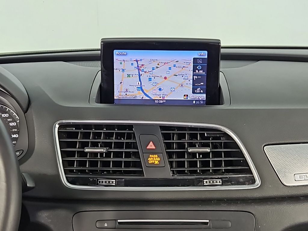 Thumbnail: 2016 Audi Q3 - 27