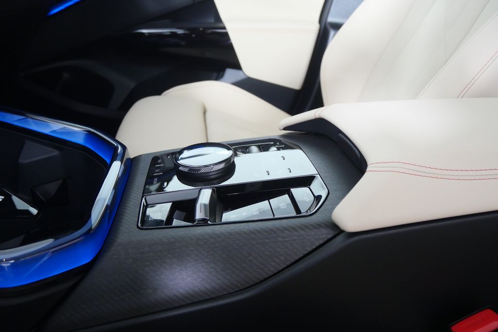 Thumbnail: 2026 BMW X3 - 20
