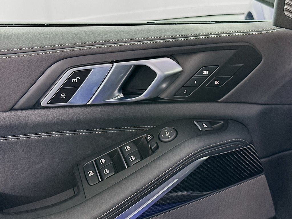 Thumbnail: 2026 BMW X5 - 20