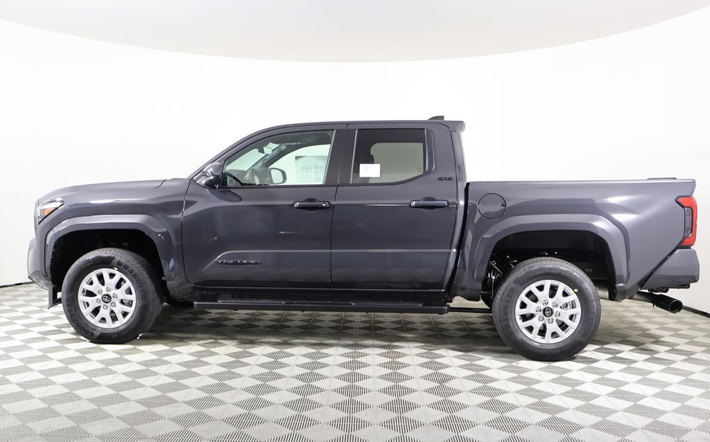 2025 Toyota Tacoma SR5 Double Cab photo 2