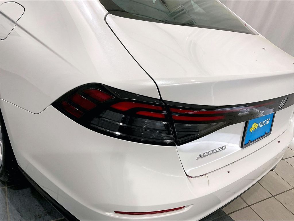 2025 Honda Accord — photo 32