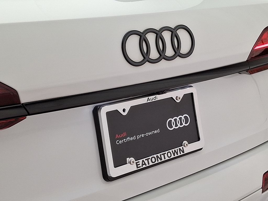 Thumbnail: 2025 Audi Q7 - 31